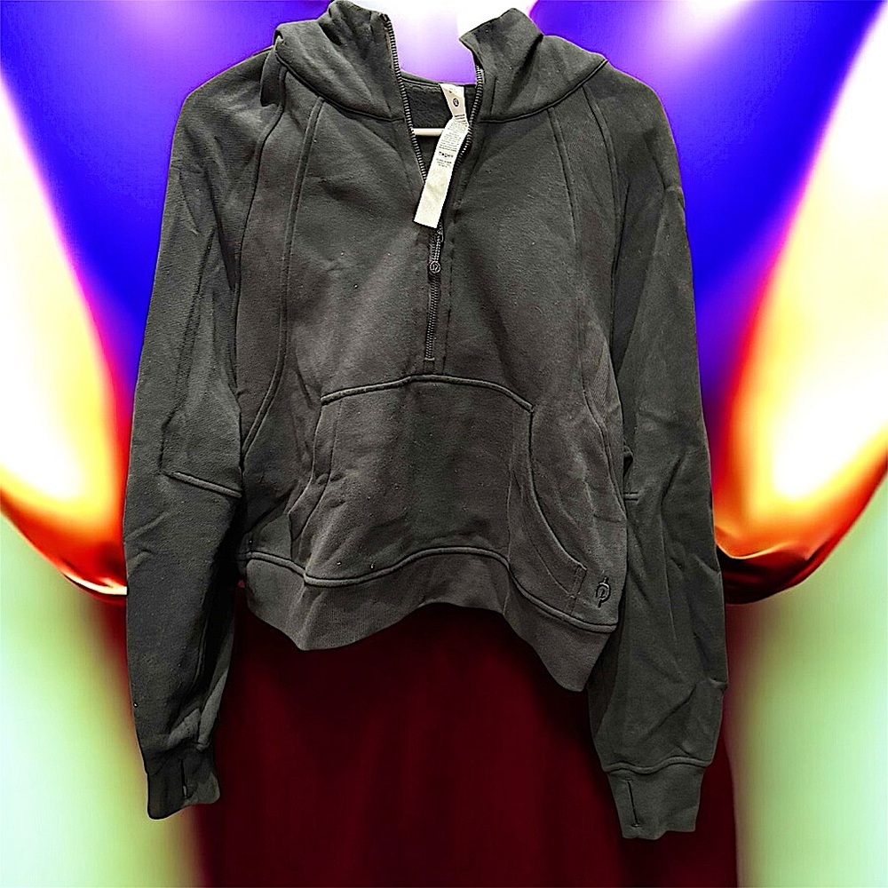 Lululemon black Half-Zip Hoodie with pockets MEDIUM / LARGE like new